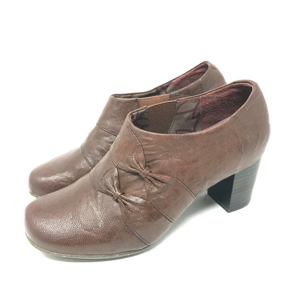 ABEO Olivya Bootie Brown Slip On Heel Size 6.5 M
